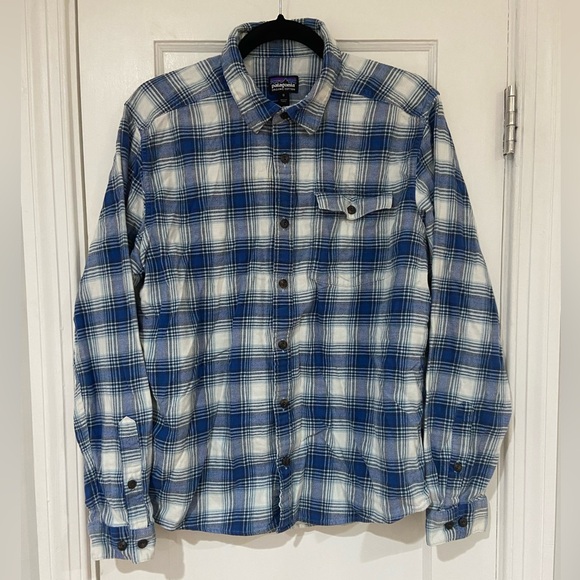 Patagonia Men's Long-Sleeved Lightweight Fjord Flannel Shirt | Size M - Picture 1 of 4